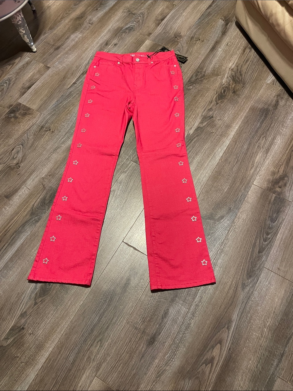 Women’s Red Star-Embroidered Jeans